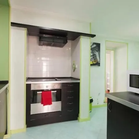 Charming Apt, Great Location * Lissabon